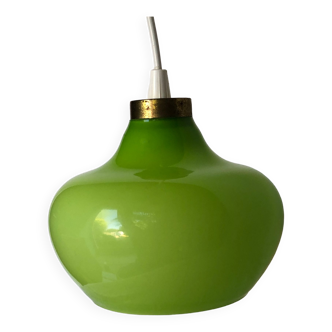 Suspension en opaline vert pomme