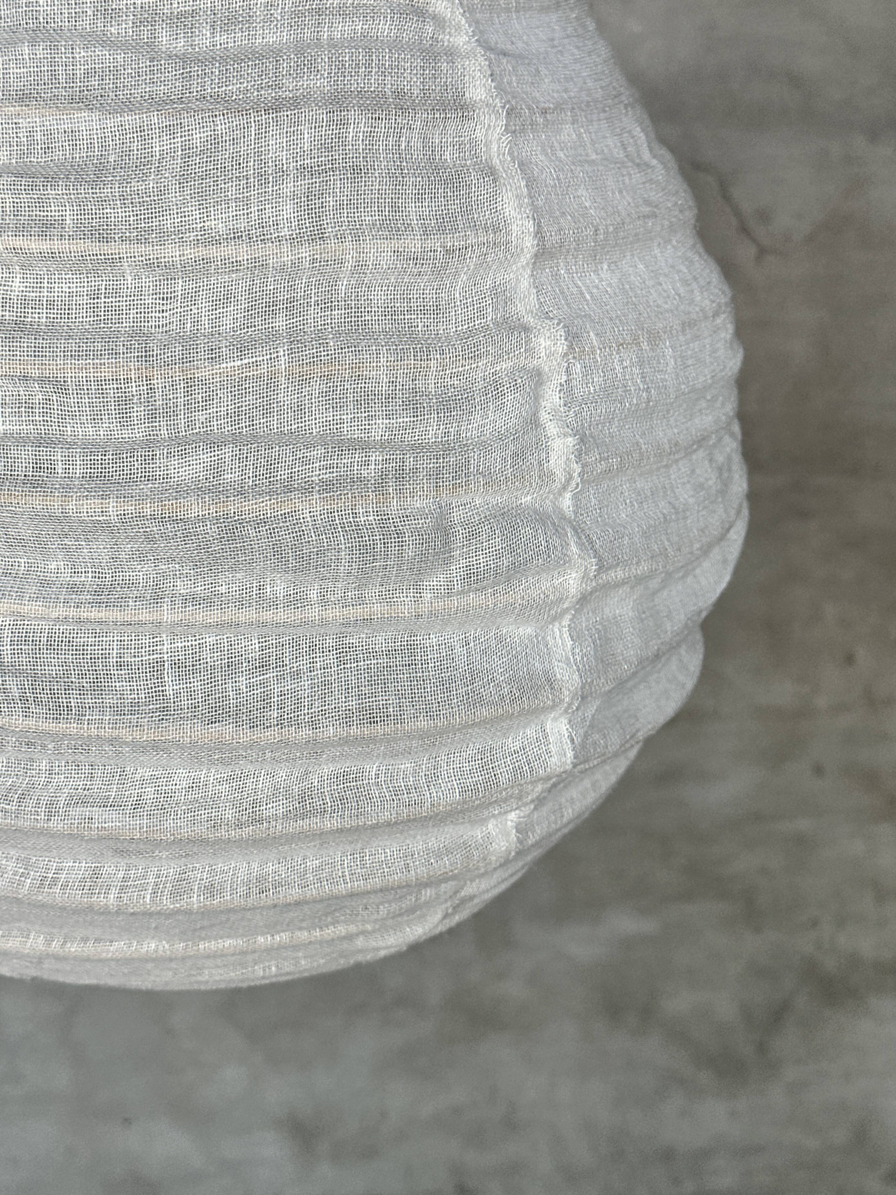 Small Japanese-style natural rattan and linen pendant light in the shape of a drop H40 D35