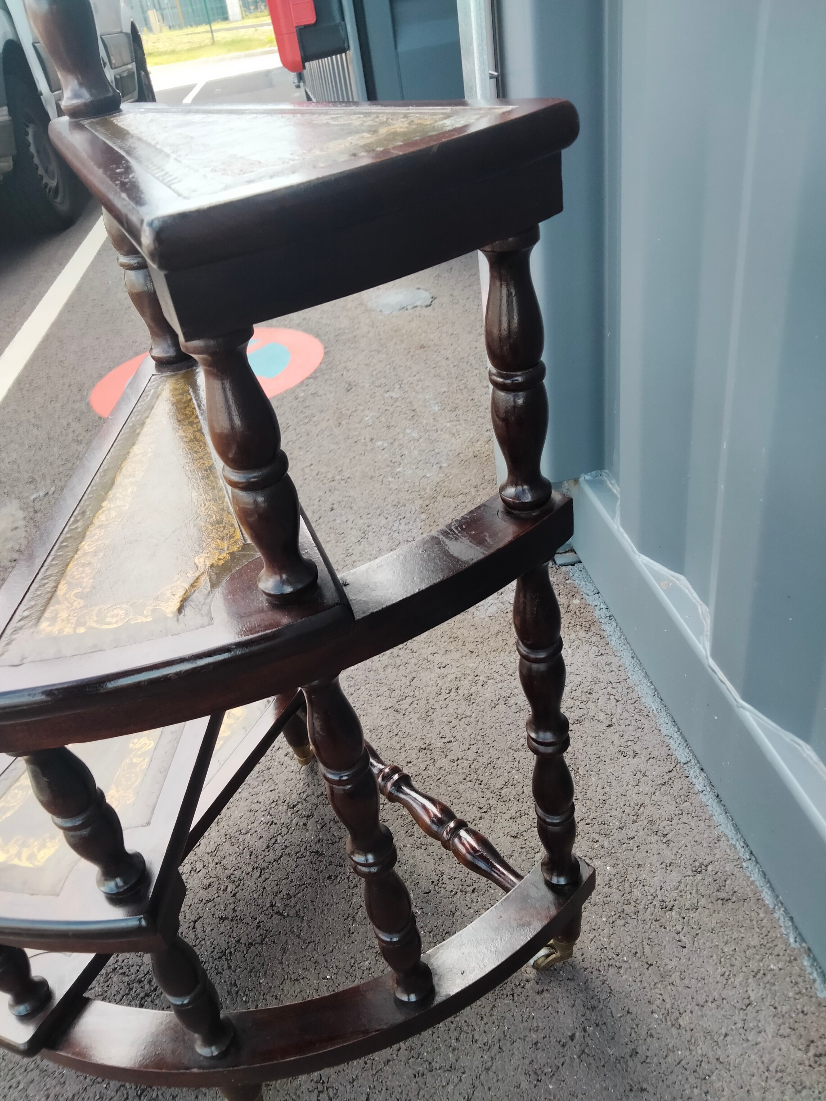 Vintage antique library staircase xxeme