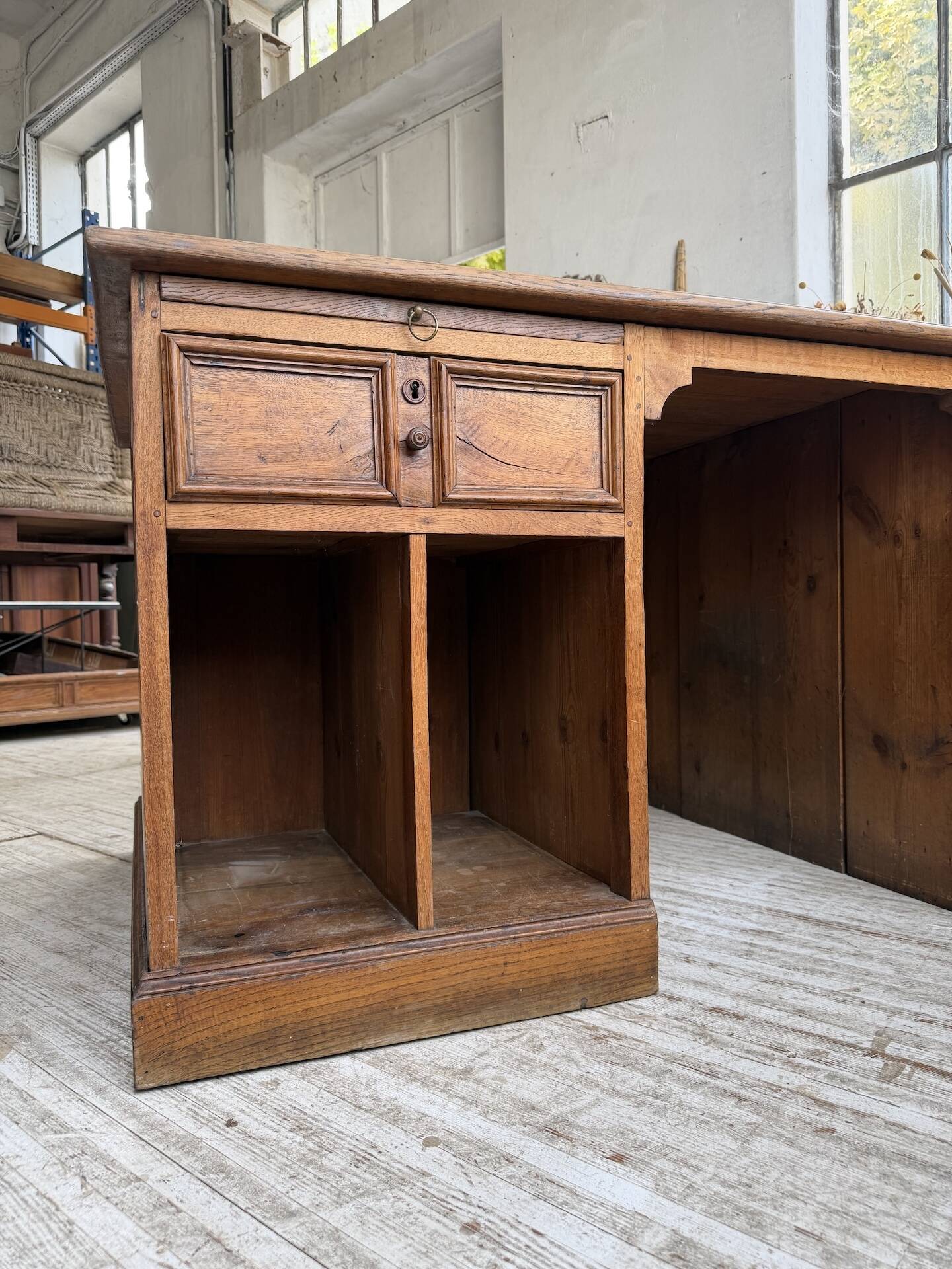 Counter or desk in oak from the 1950s.
