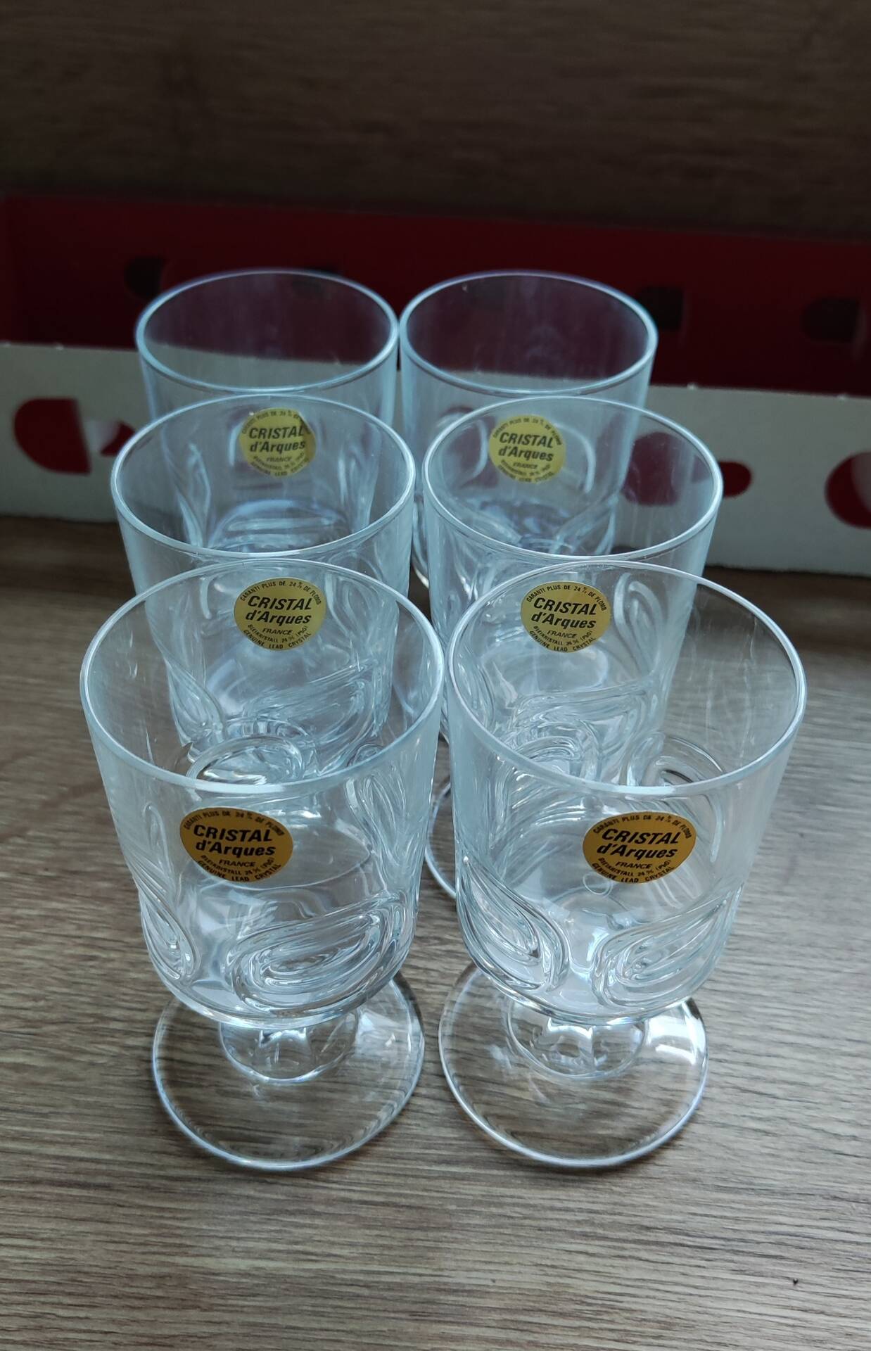 6 petits verres en cristal trempé d'environ 10 cl