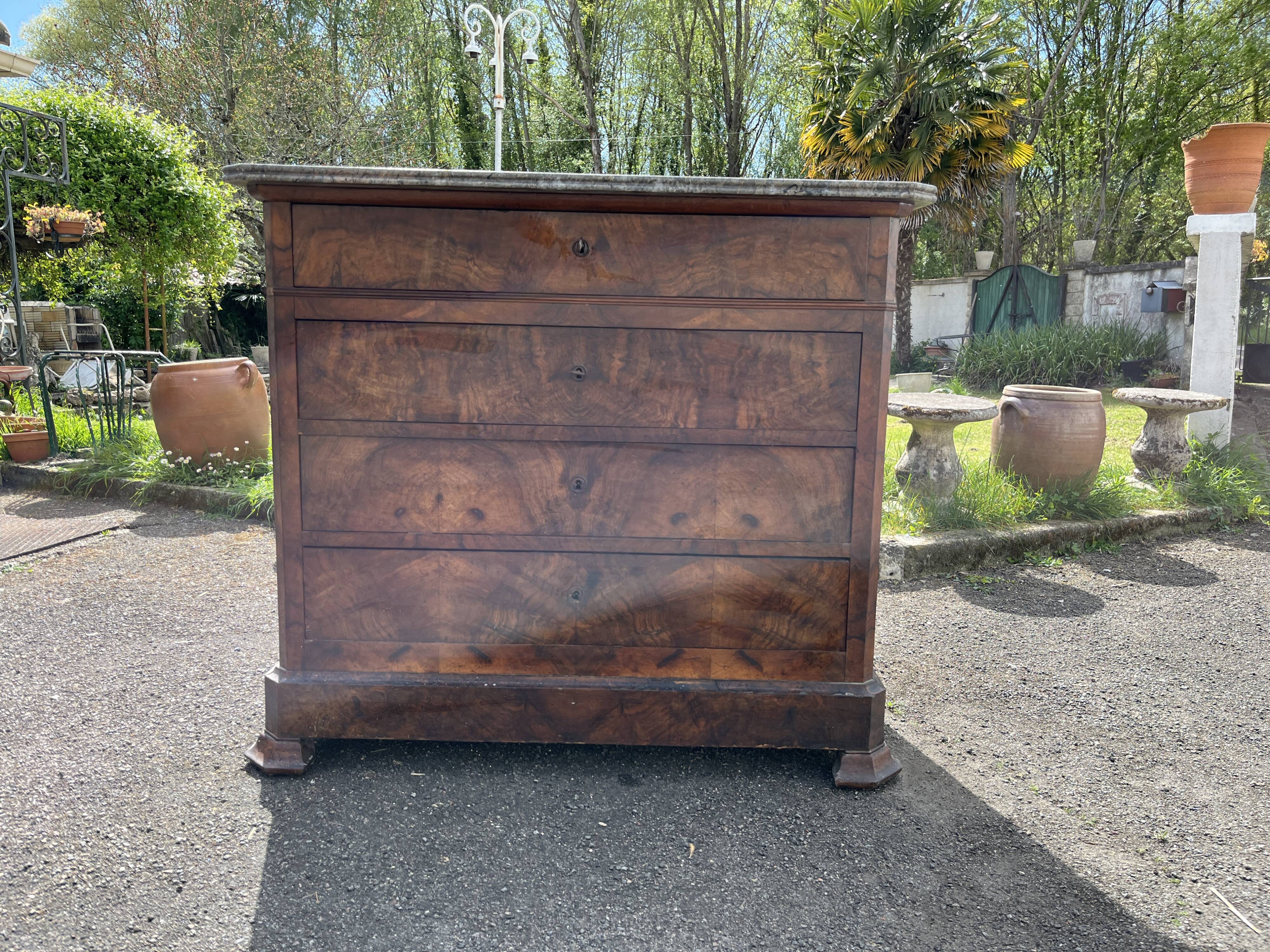 Beautiful chest of drawers from the Restoration / Louis-Philippe period, 19th century
