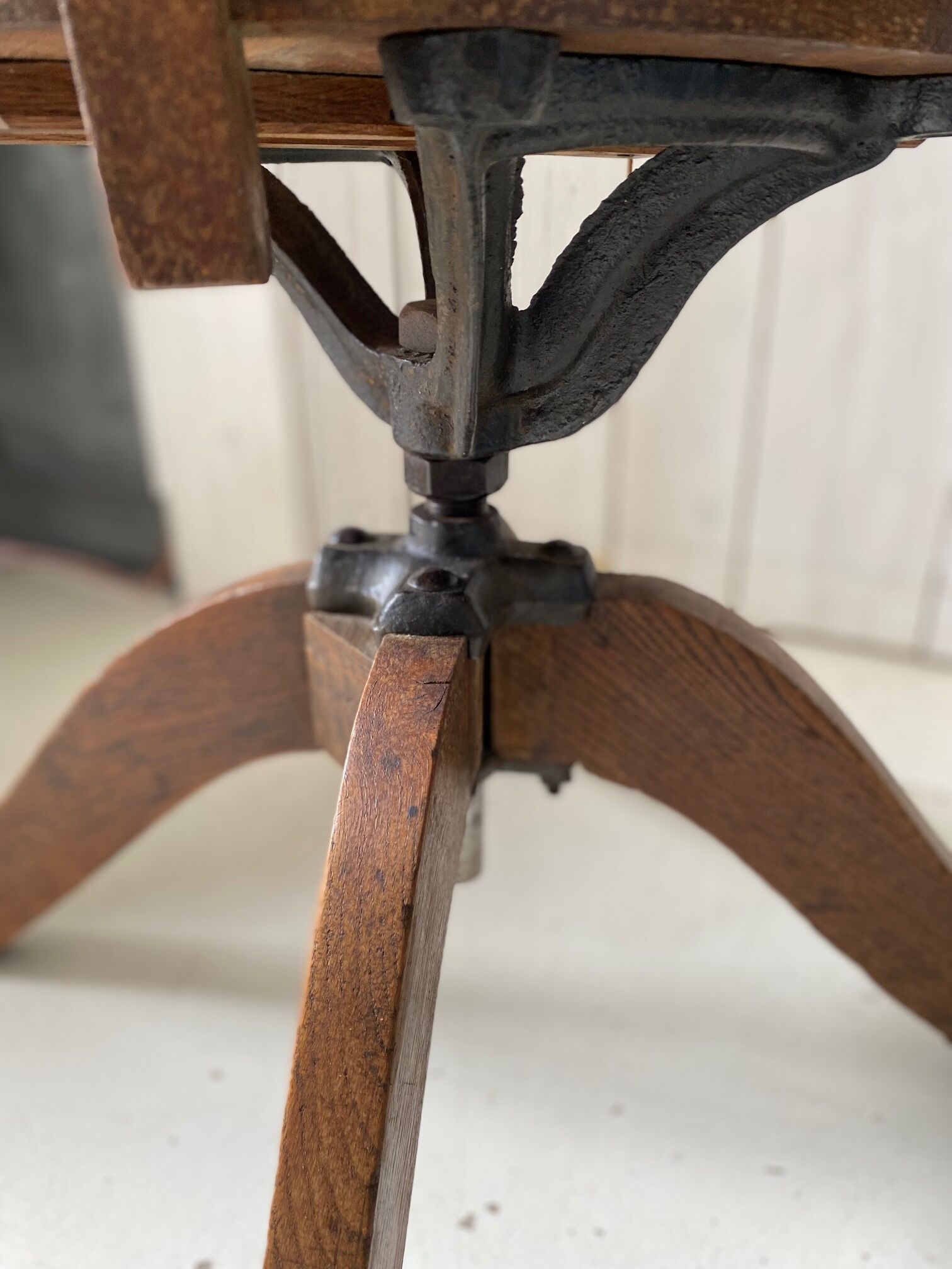 "American" oak office chair