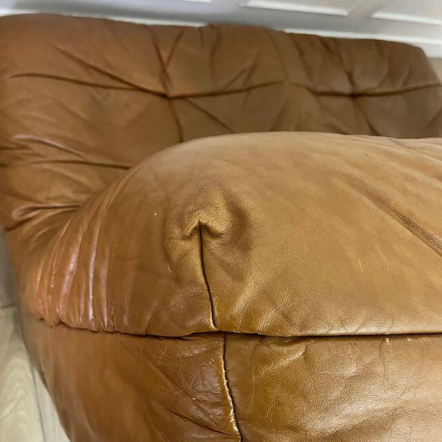 Vintage caramel leather bench