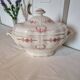 Superb and large English porcelain soup tureen by Minton (19th century)