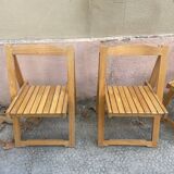 Series of 4 vintage wooden folding chairs