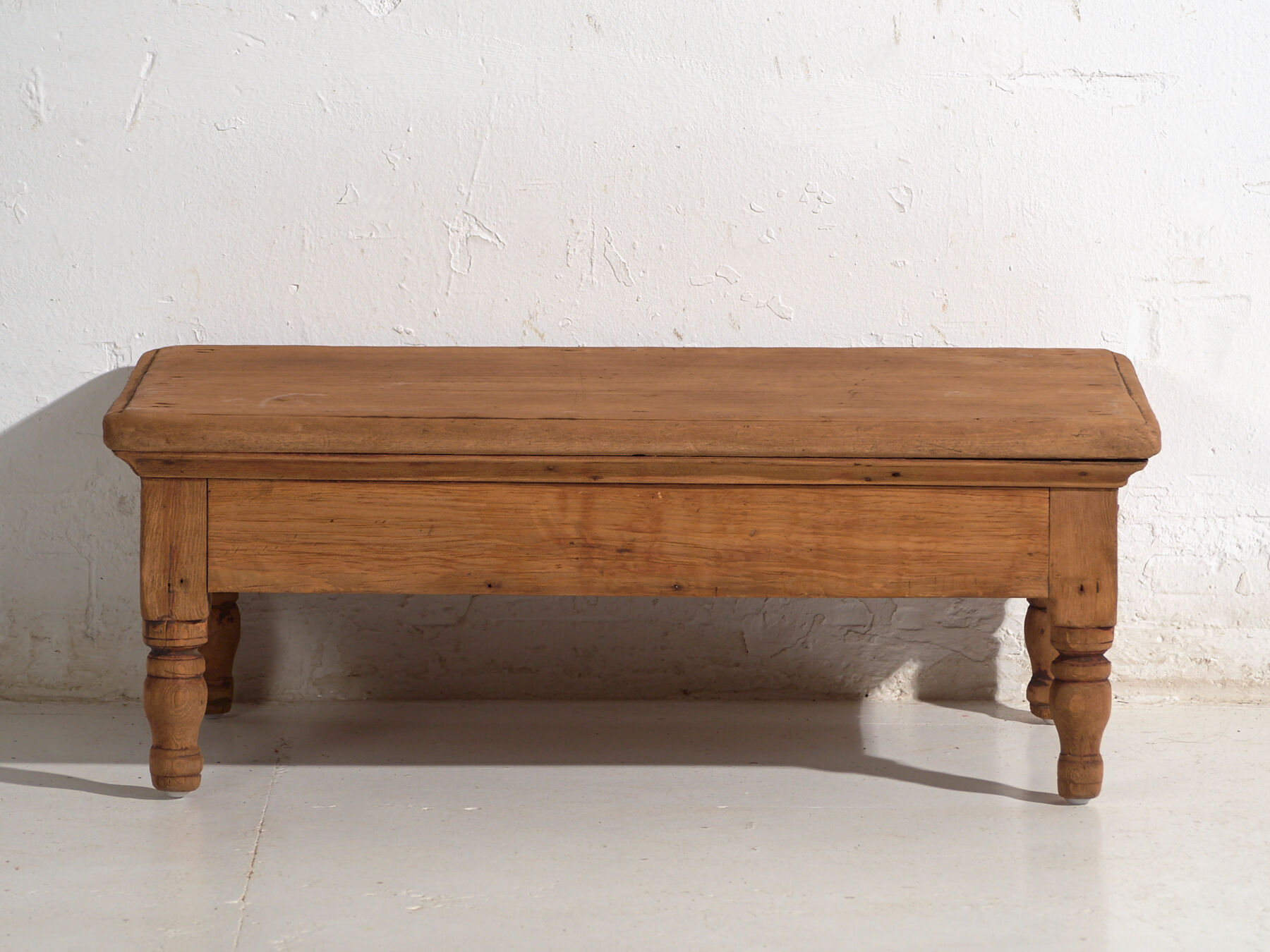 Antique pine coffee table – China, circa 1930