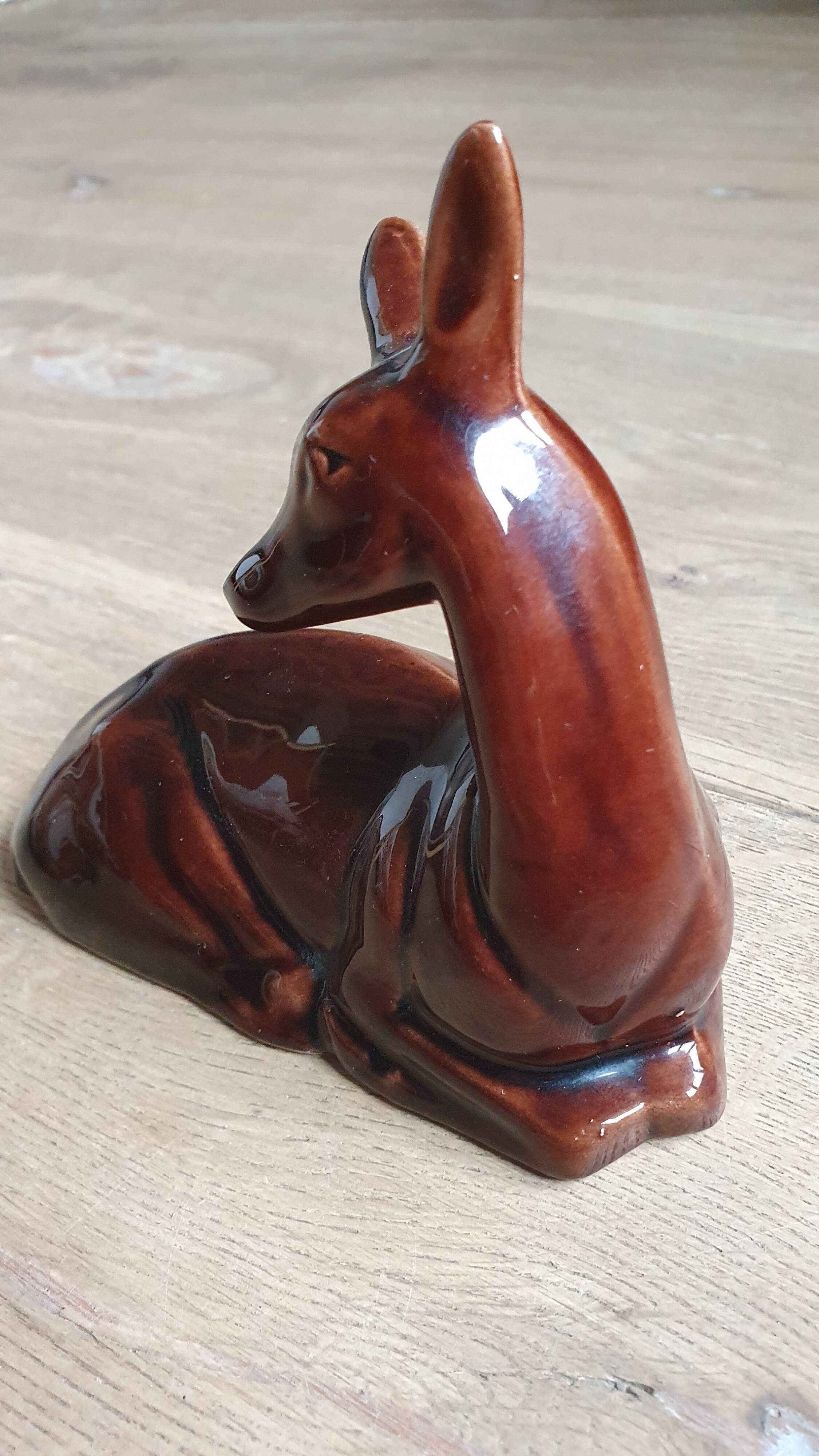 Ceramic doe at rest vintage