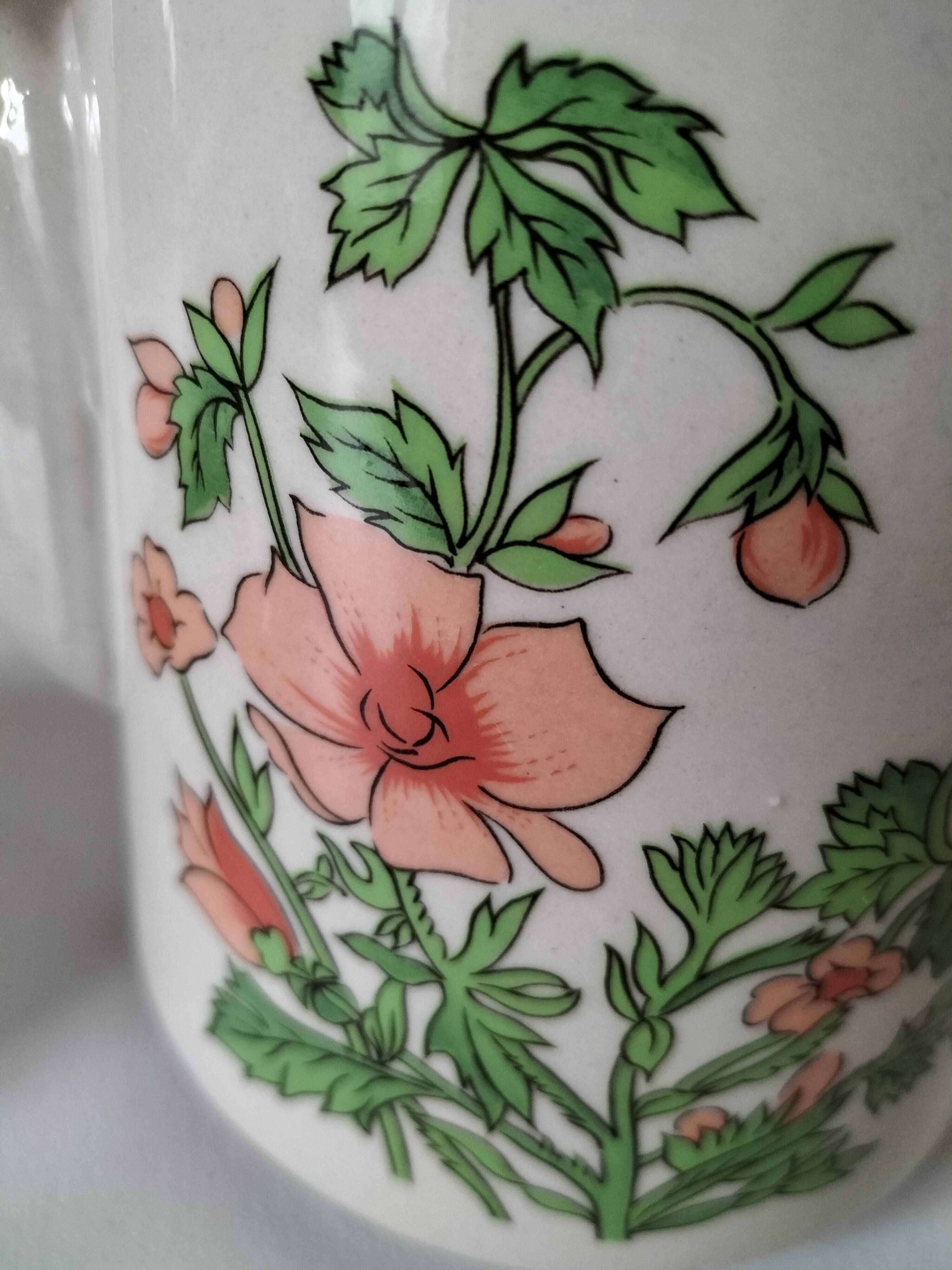 Vintage flowered stoneware teapot – 1970s