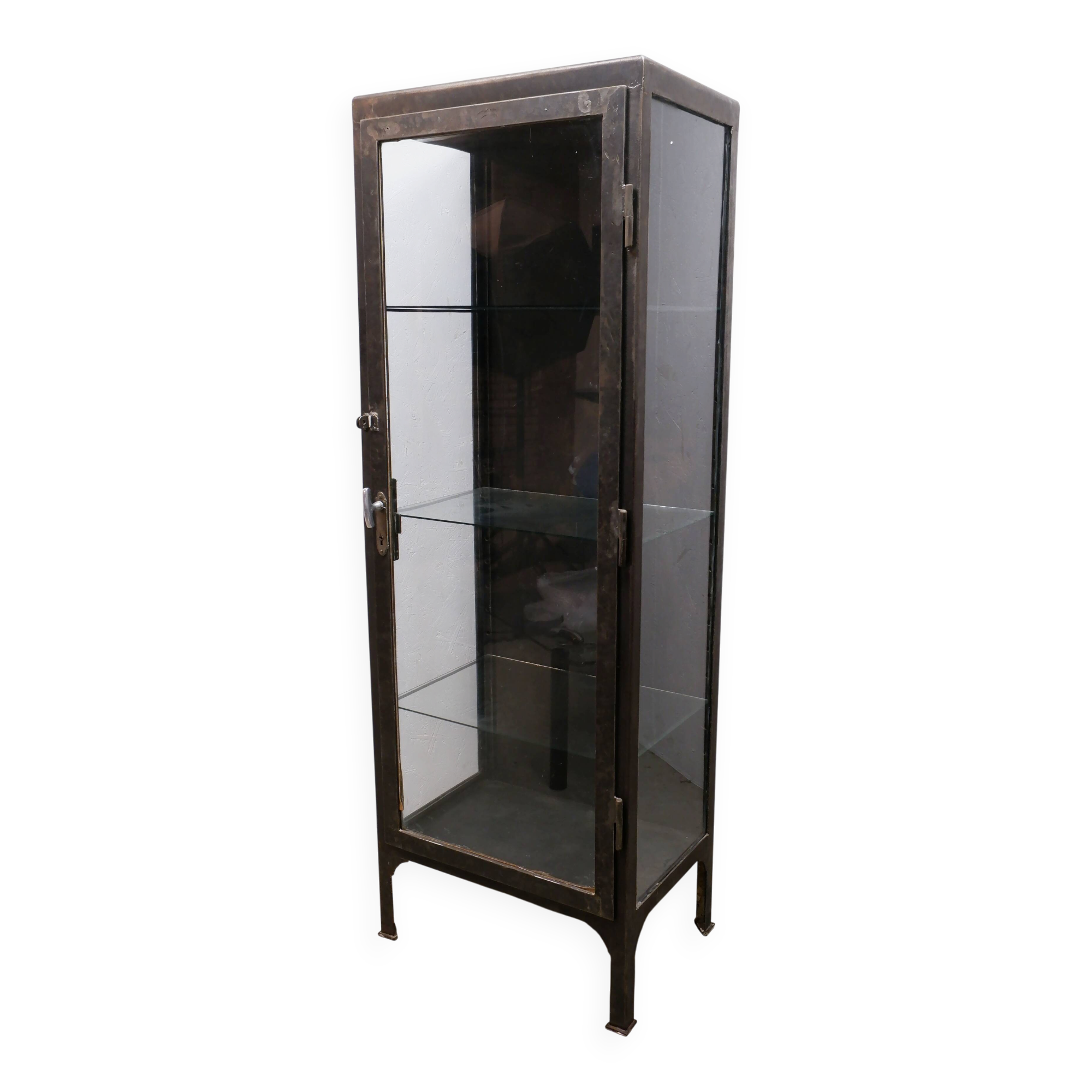 Industrial display cabinet