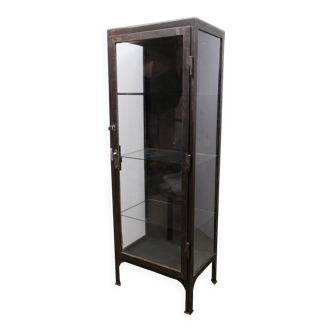 Industrial display cabinet