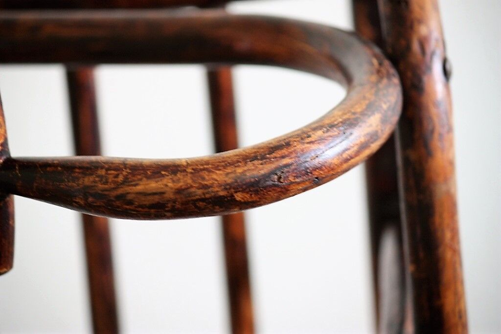 Door wall coat bentwood