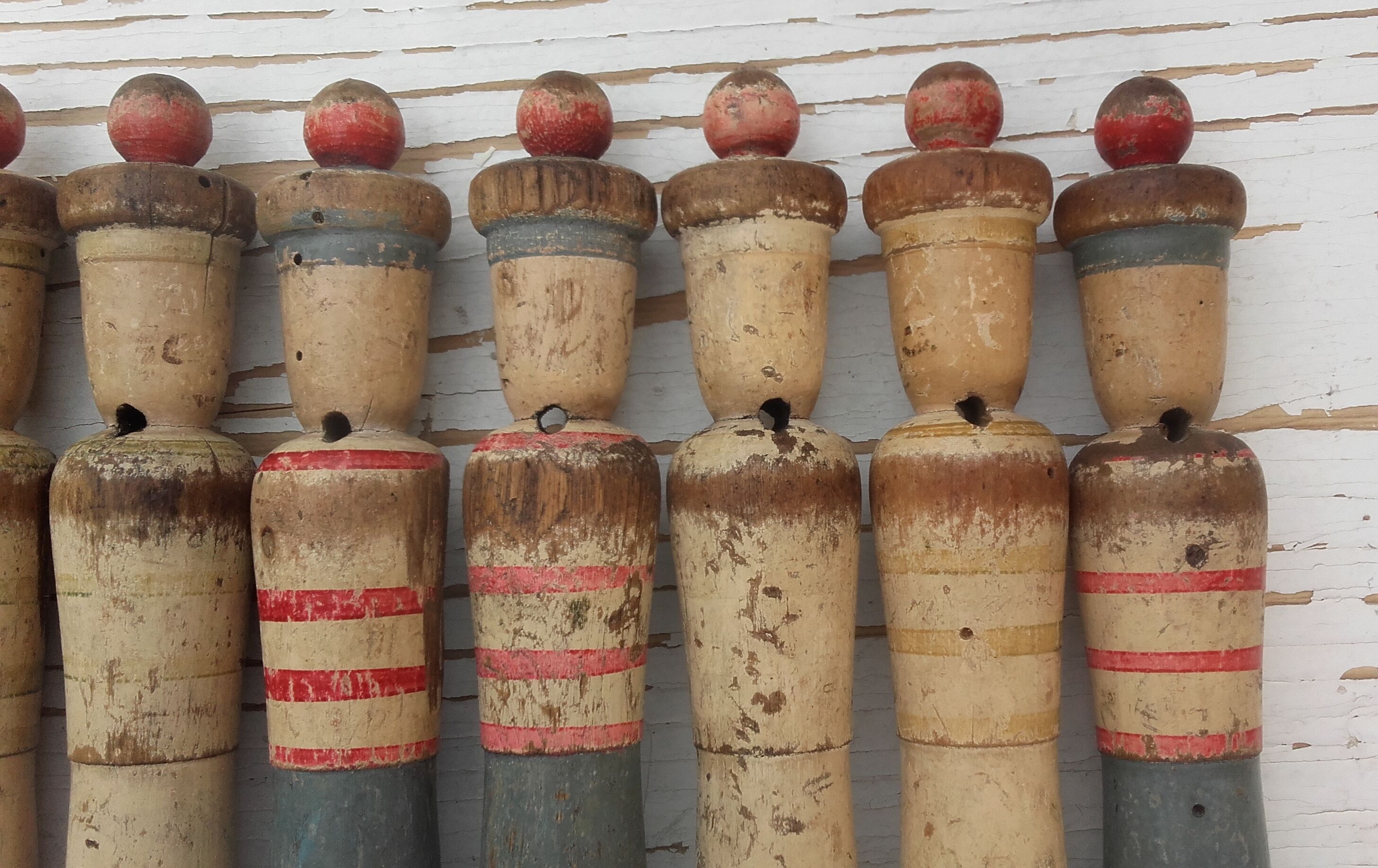 Jeu de 9 quilles marins en bois