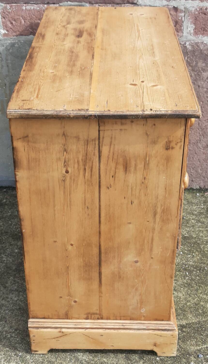 Commode tiroirs