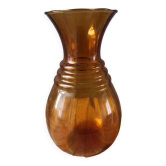 Amber retro vase