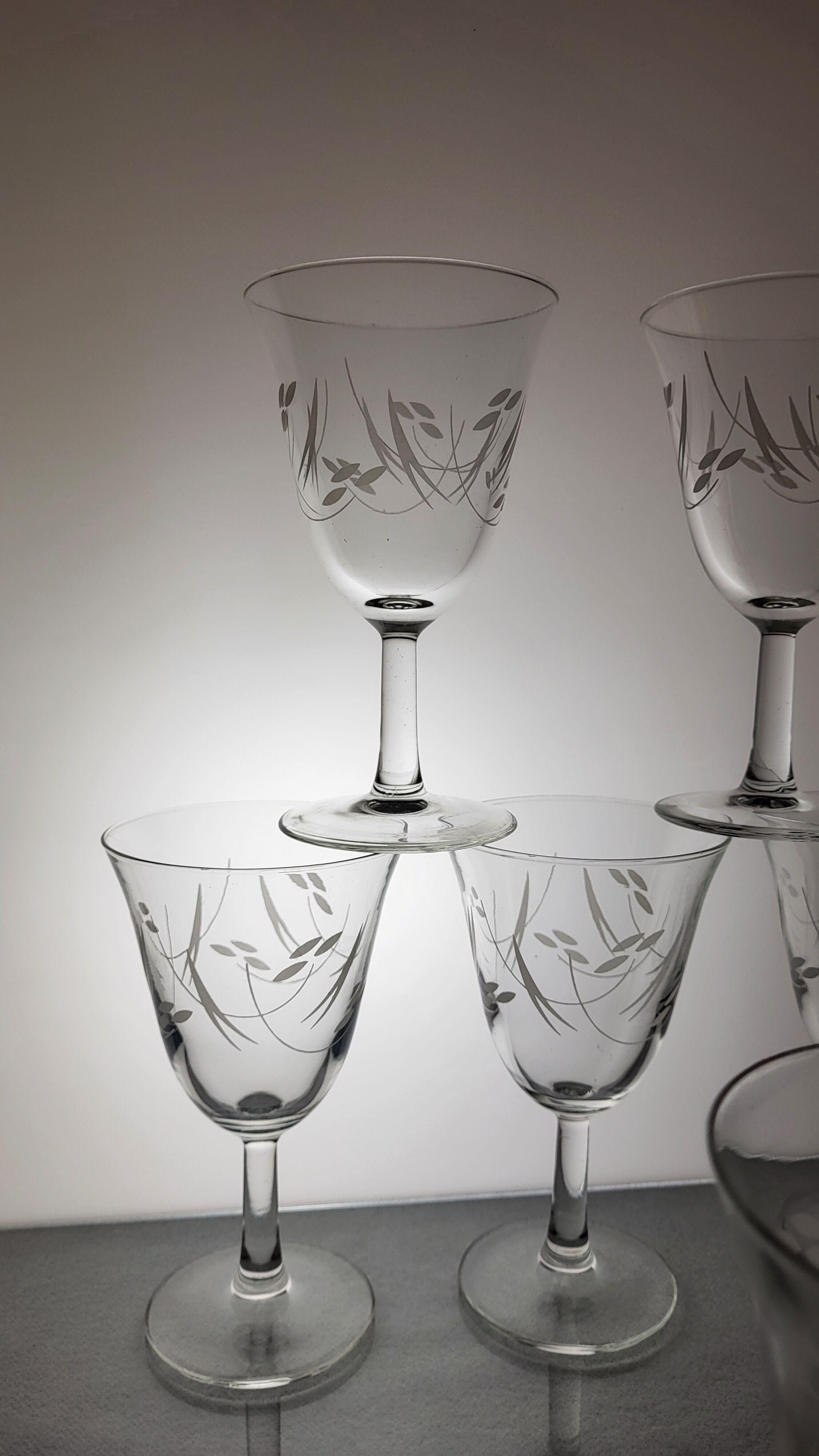 Set of 6 glasses of water / wine 60s