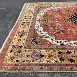 Indo-heriz Serapi Design, Geometric Carpet