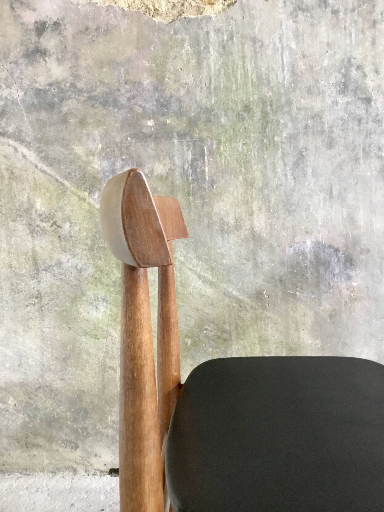 Pair of Scandinavian chairs by Hans Olsen for Frem Rojle - 1960s