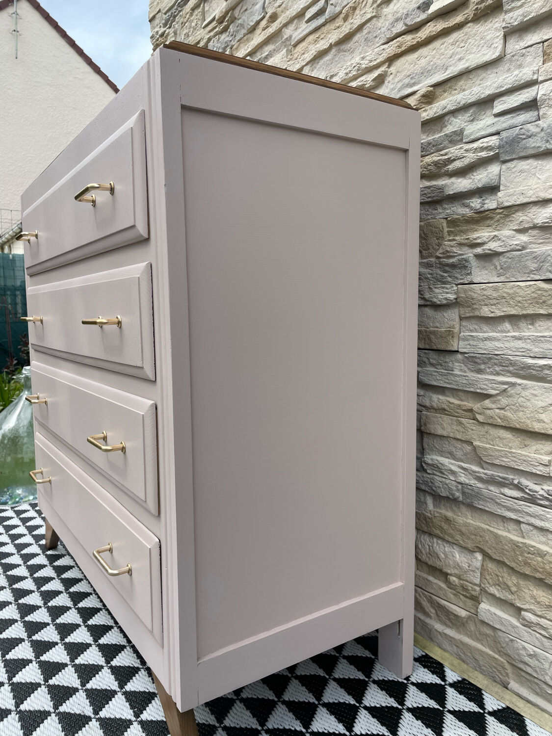 Vintage chest of drawers