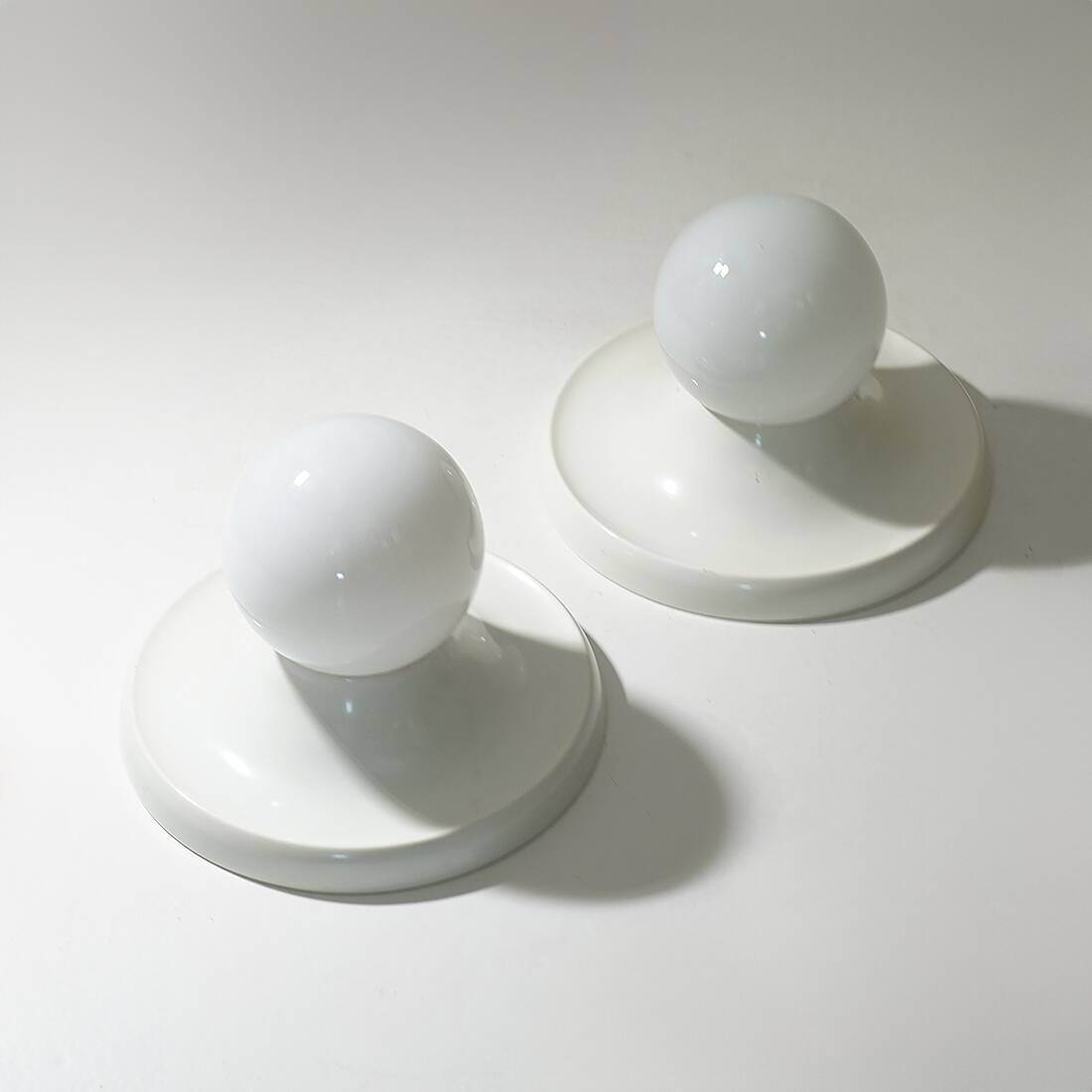 Pair of Light Ball ceiling lights by the Castiglioni brothers for Flos, 196
