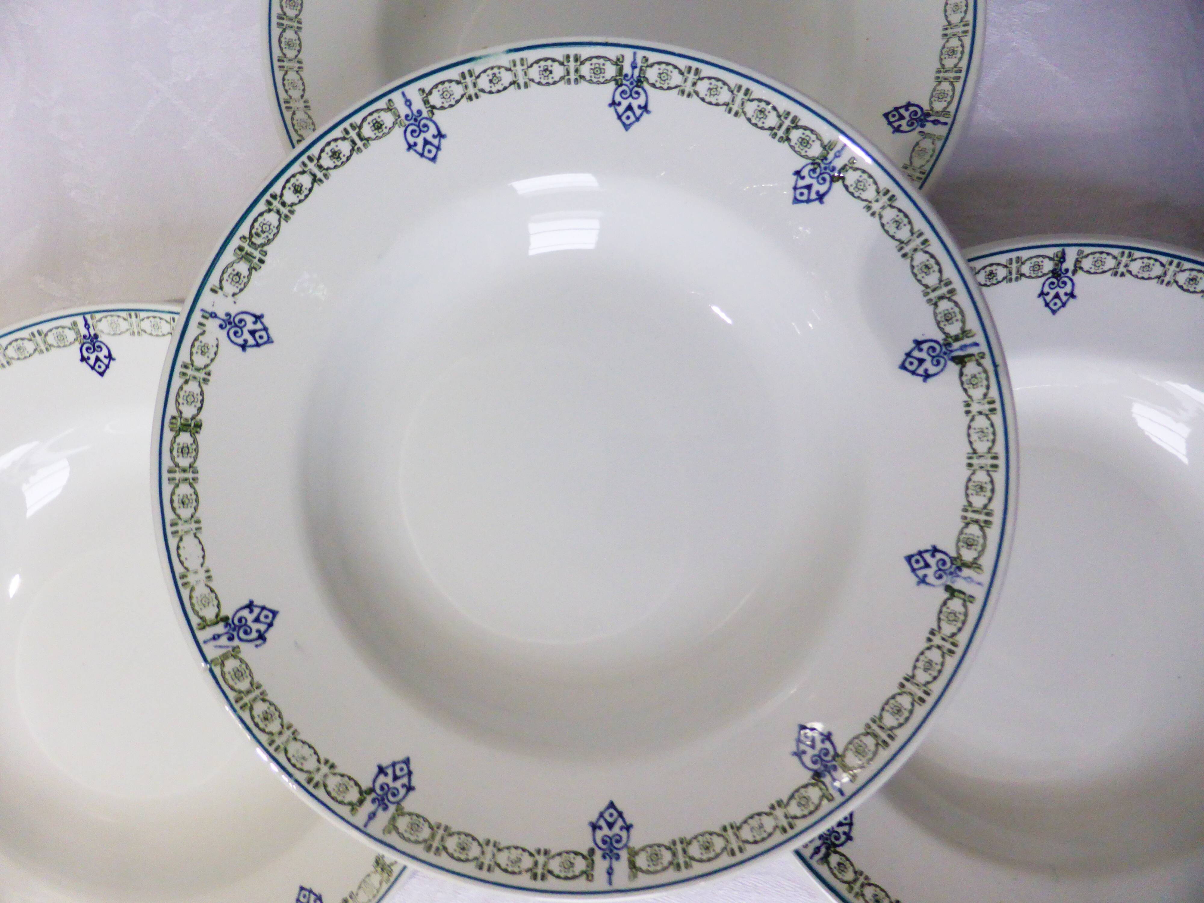 4 vintage St Amand soup plates 211259