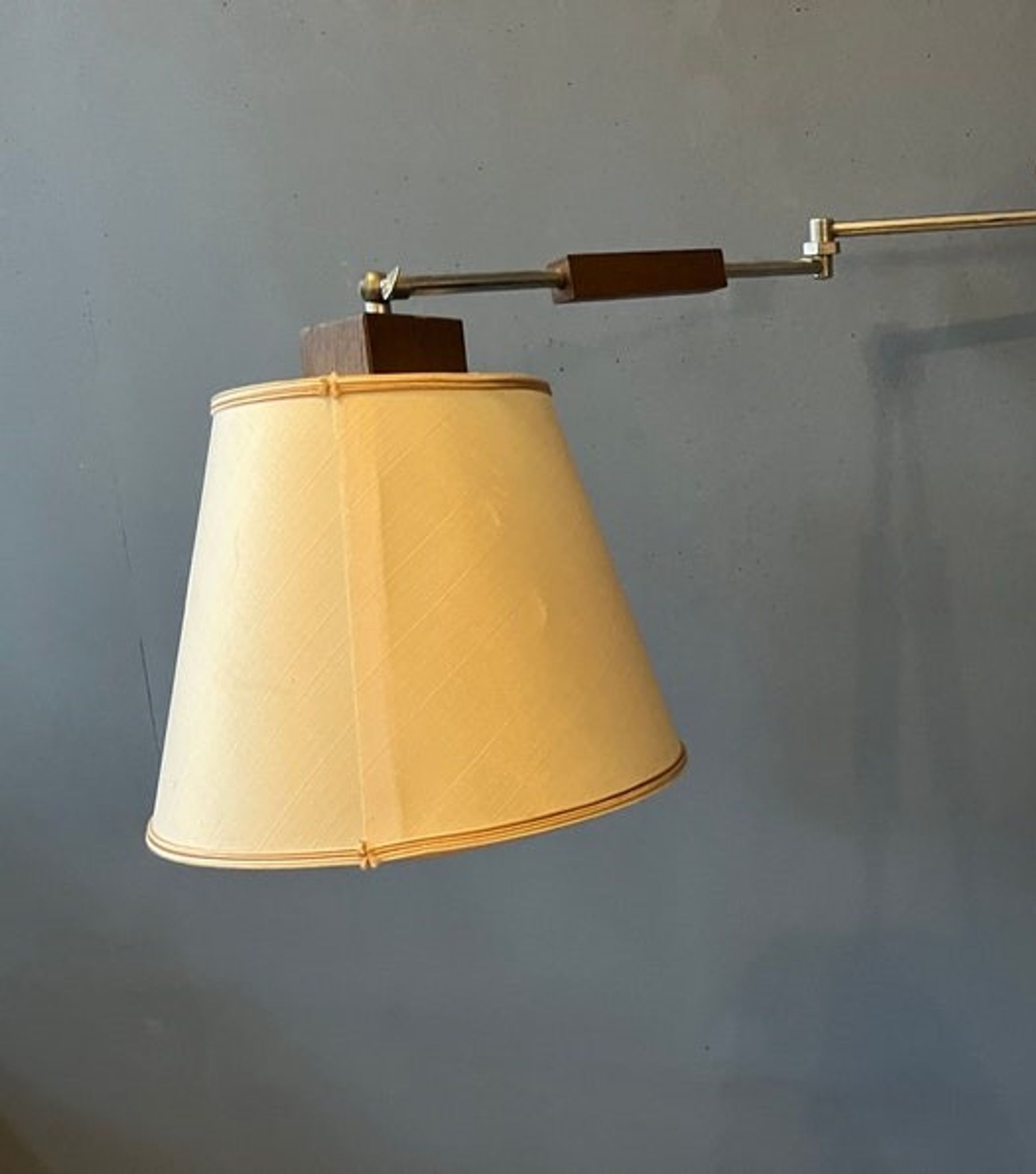 Applique lampe en bois
