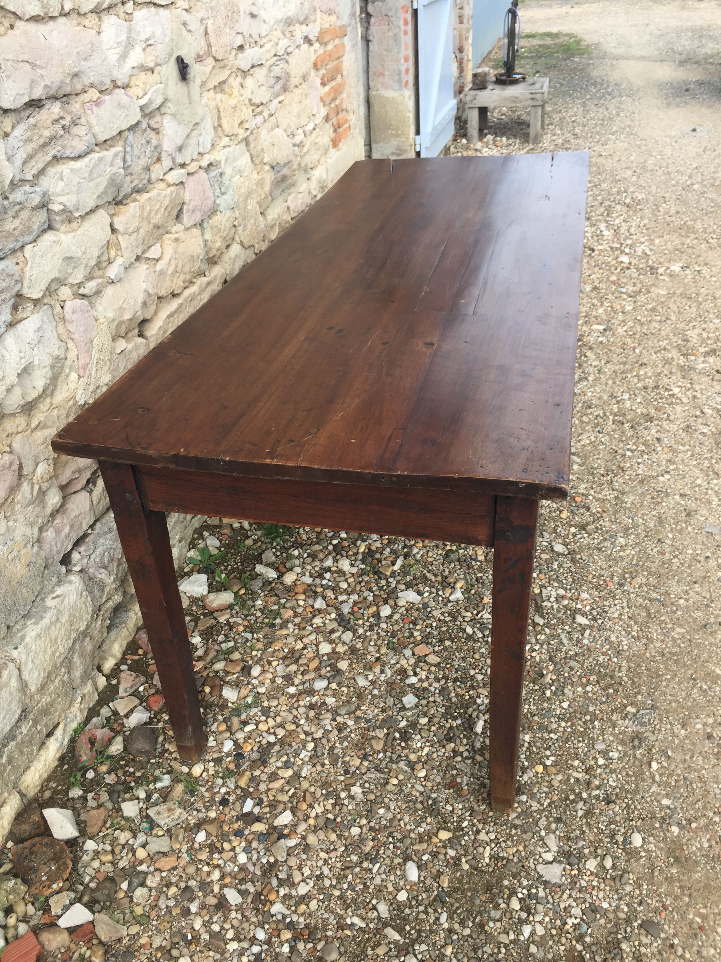 Oak farm table