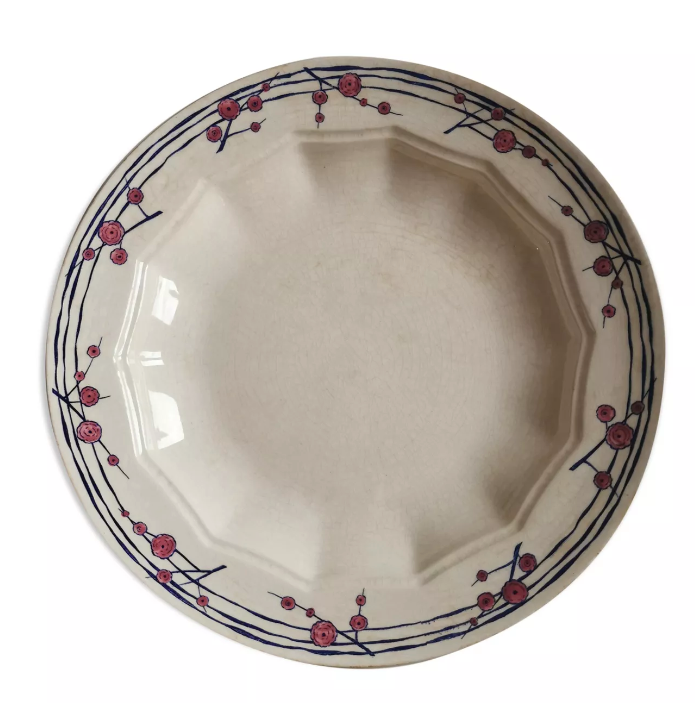 Round earthenware dish HBCM Hippolyte Boulenger Creil Montereau model Prunella