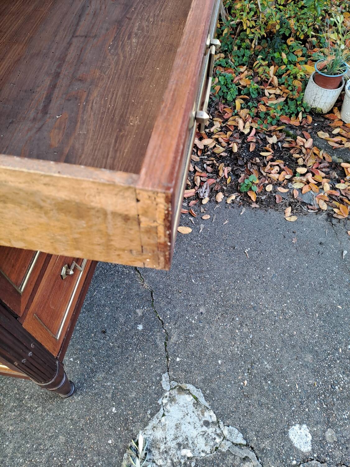 Louis XVI chest of drawers, mahogany, late 18th century, early 19th century