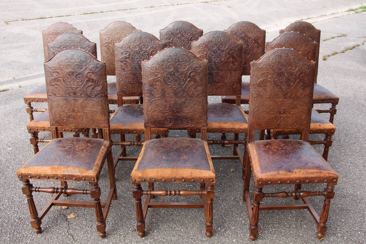 set of twelve Cordoba leather chairs from the 19th century