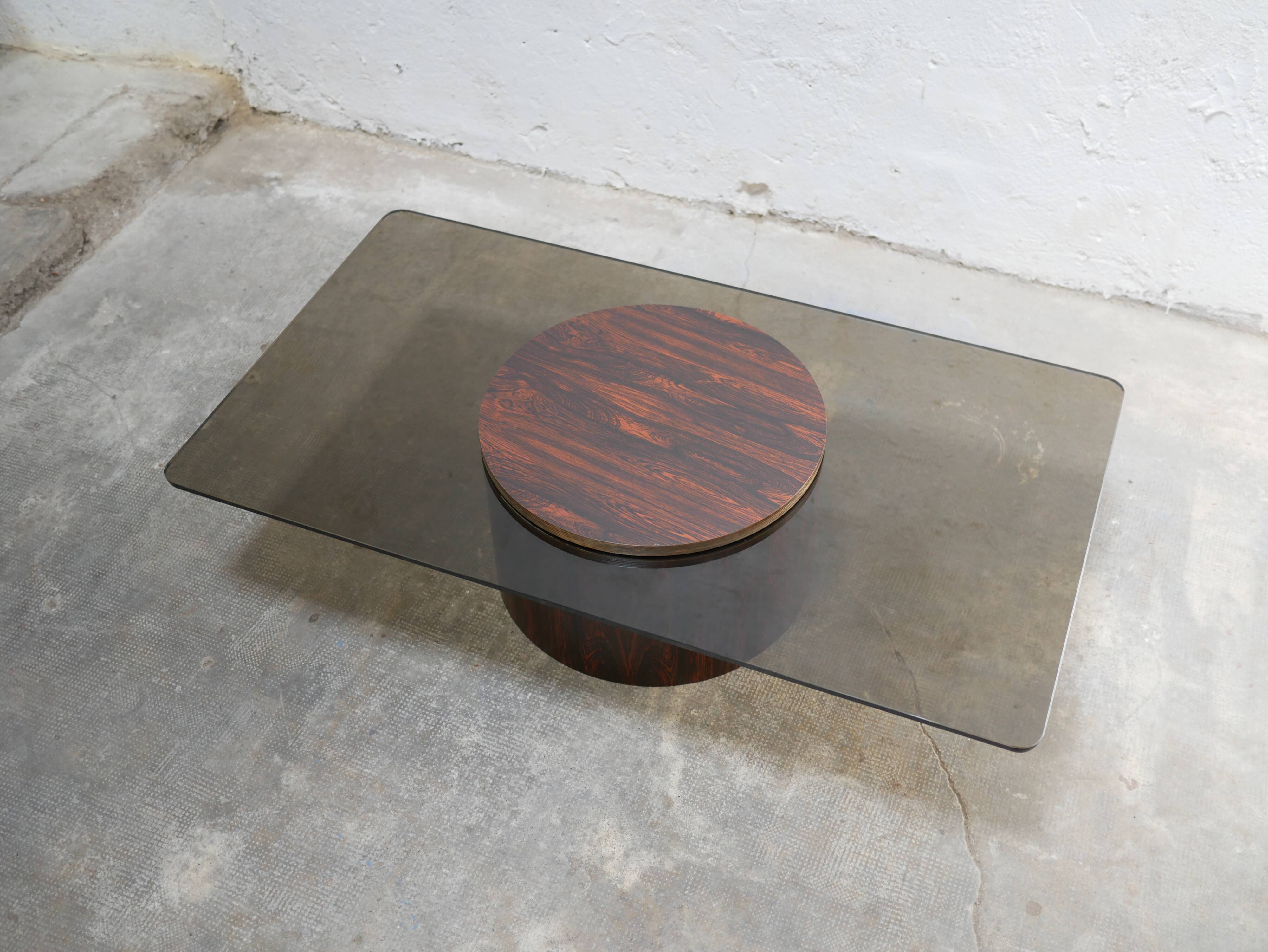 Table basse vintage en palissandre et verre