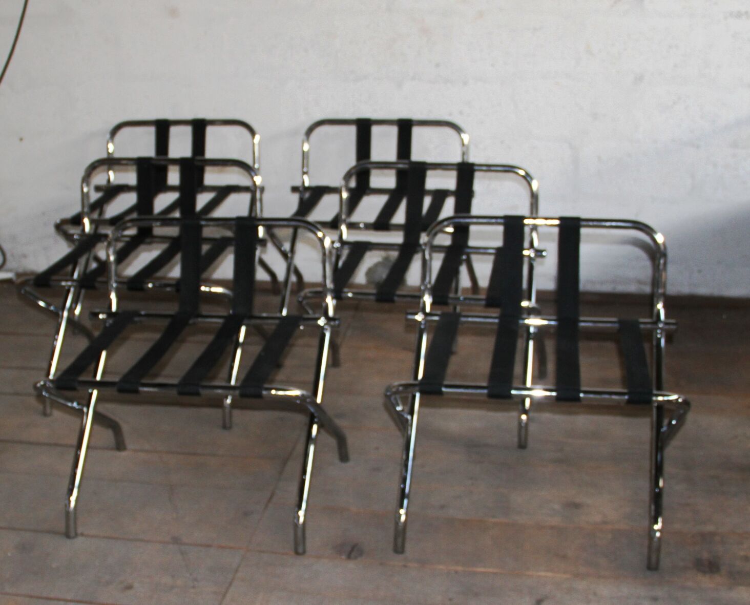 Set of 6 design luggage racks