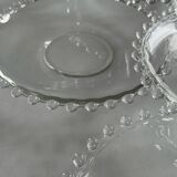 Lot de 8 assiettes dessert en verre transparent – bord perlé – style