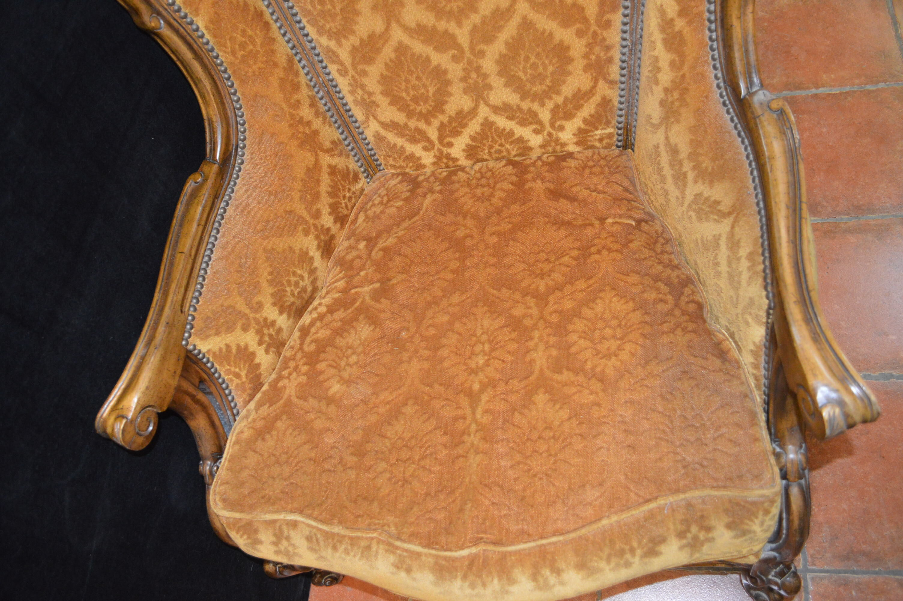 Walnut Chair Bergère has ears