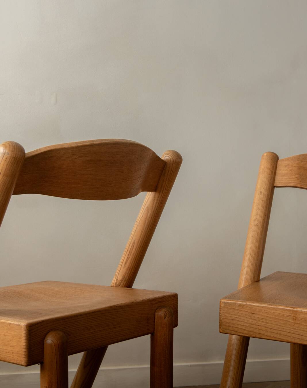 Vintage Italian Iva Dining Chairs Roberto Pamio Renato Toso Stilwood