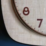 Vintage formica silent wall clock "Jaz cream"