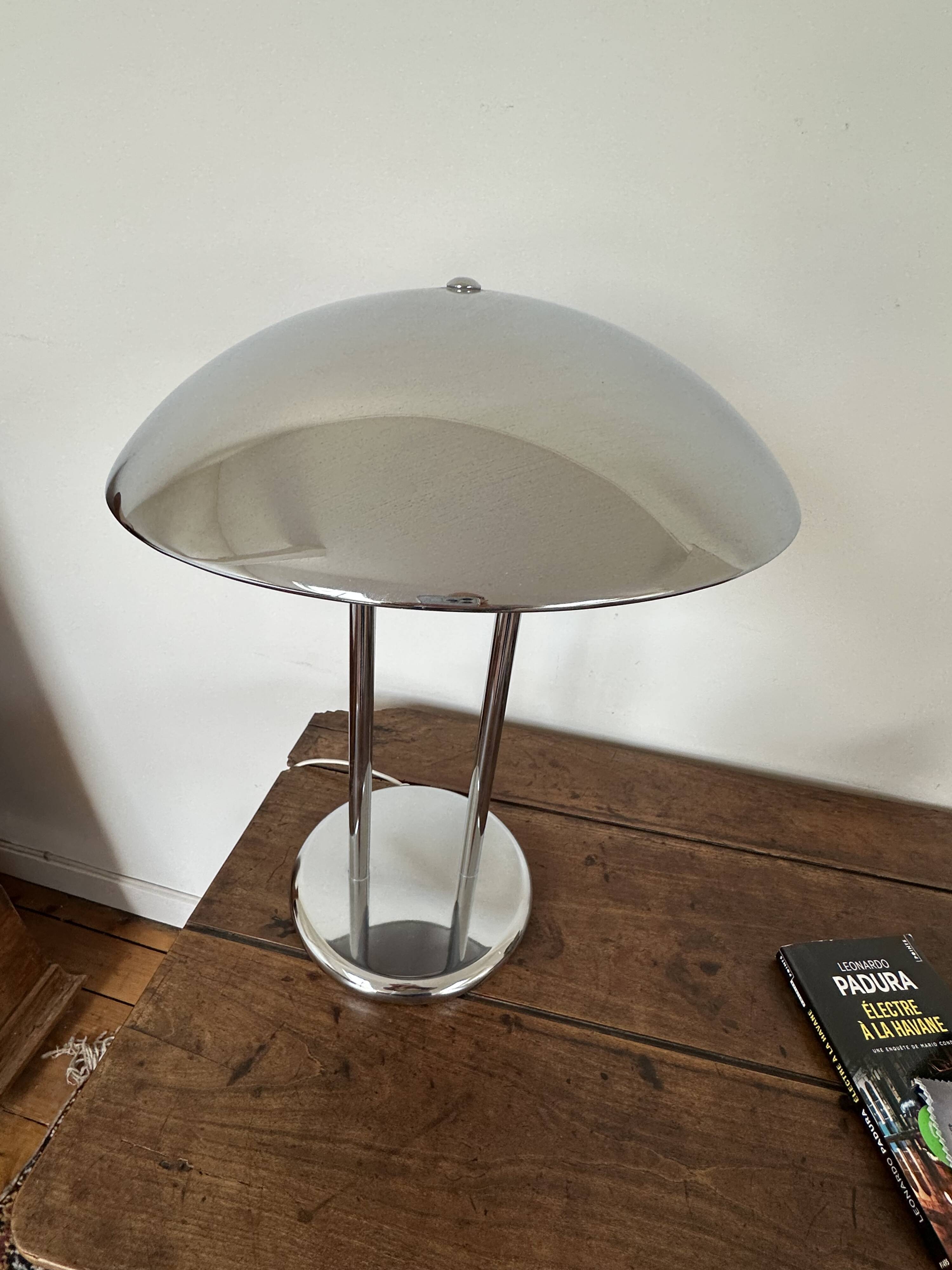 Art Deco style table lamps