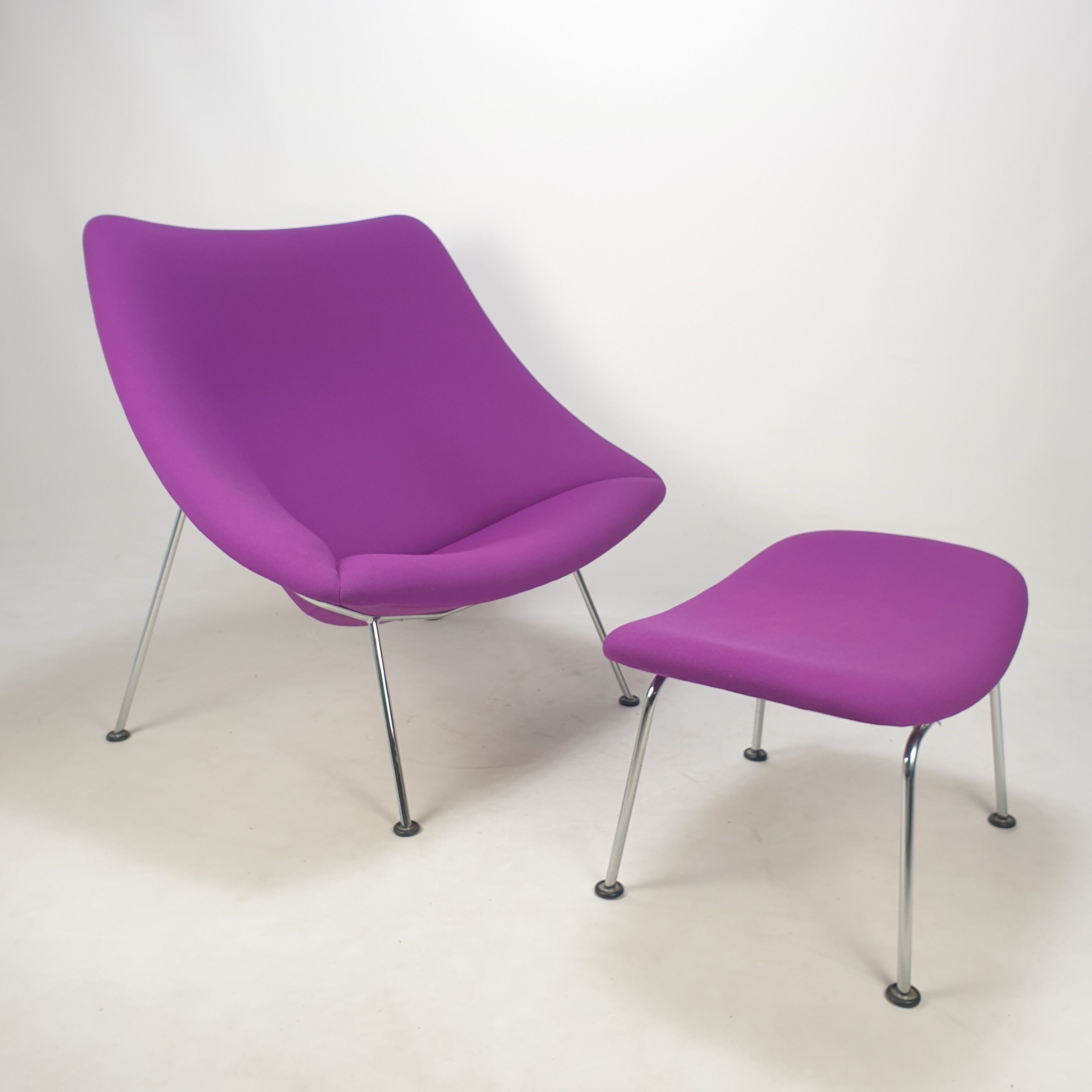 Oyster Chair and Ottoman by Pierre Paulin for Artifort, 1980s