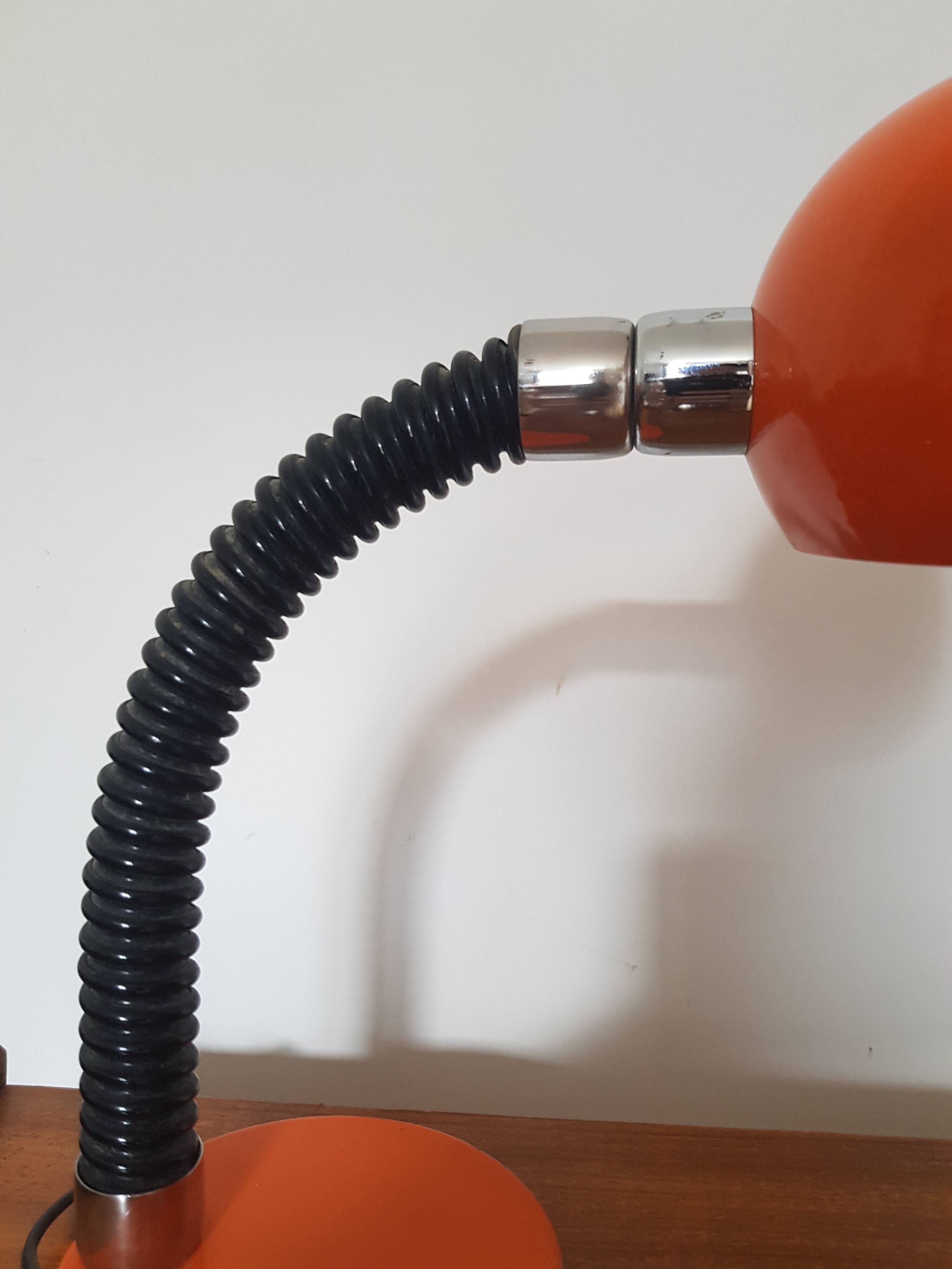 Orange targetti lamp