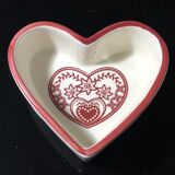 6 heart-shaped ramekins