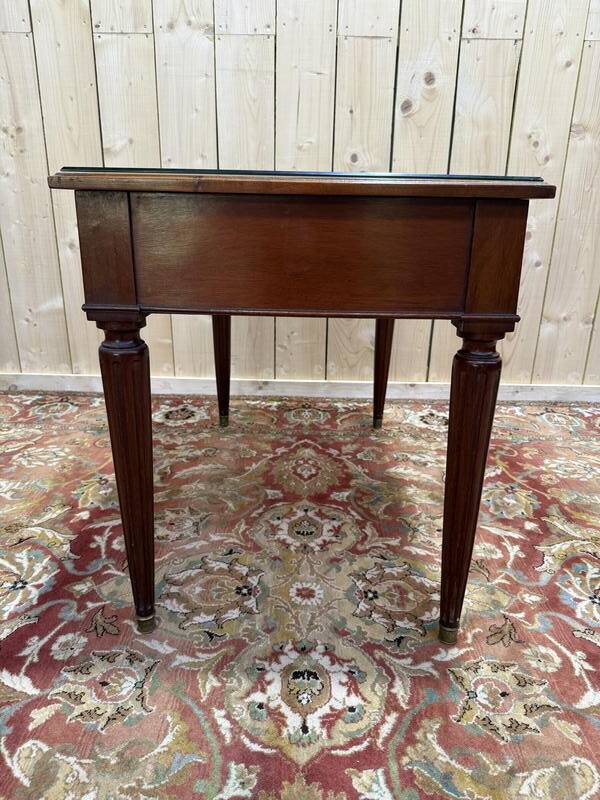 Bureau de Dame plat de style Louis XVI