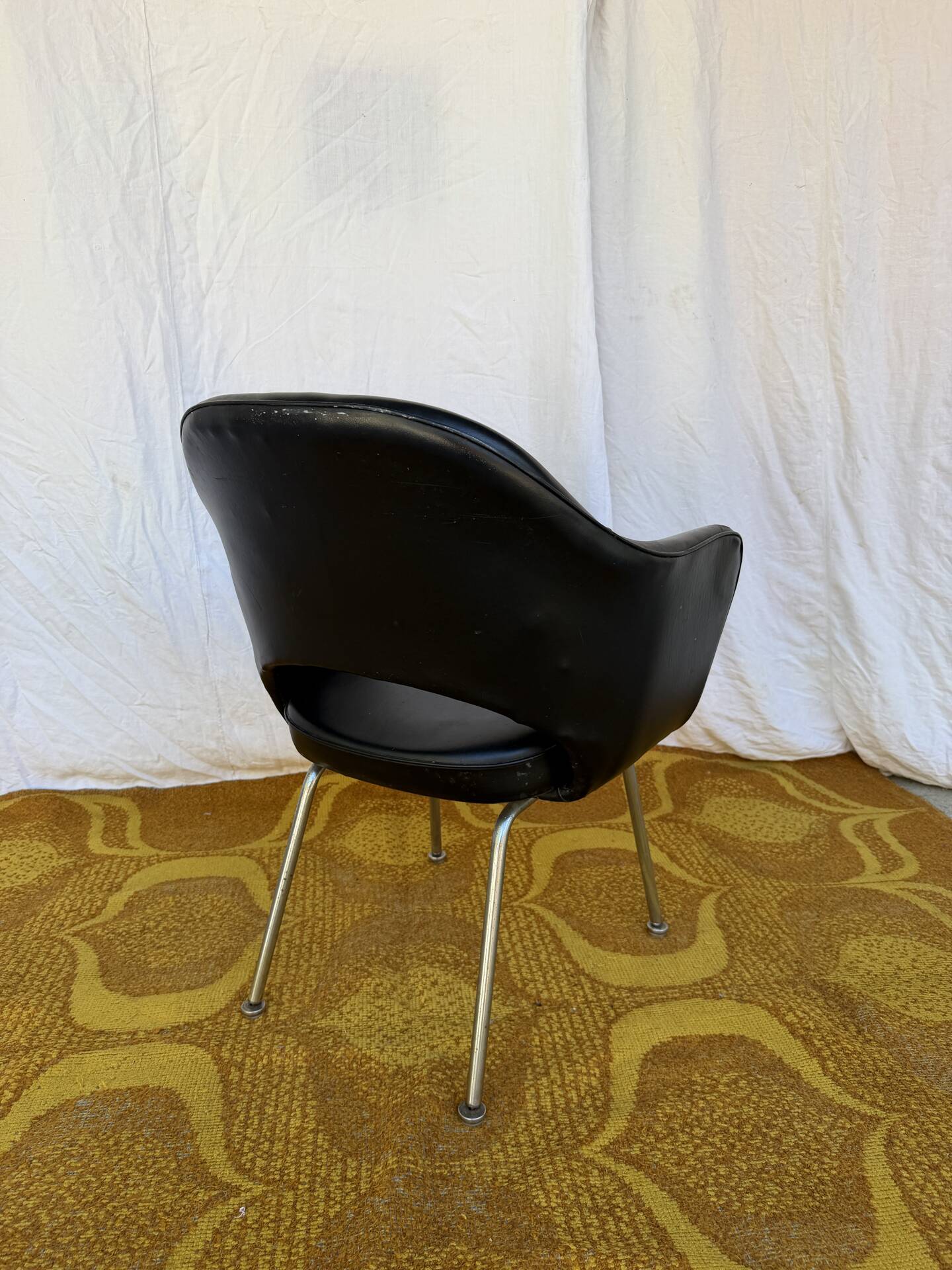 Saarinen Conference Chair by Knoll International