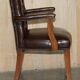 Fauteuil de bureau Gainsborough style George II Chesterfield cuir
