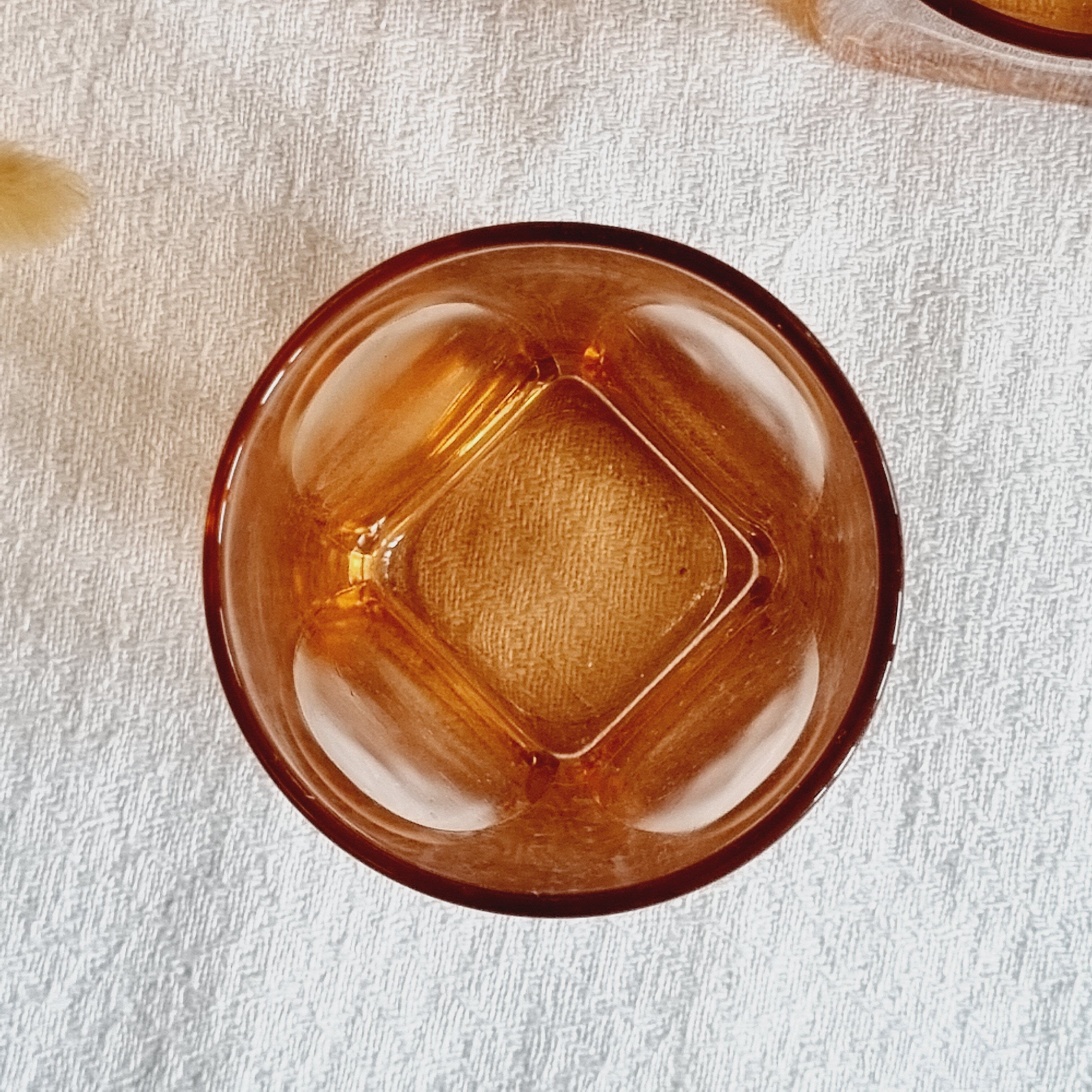 Lot de 11 verres à eau en verre rose