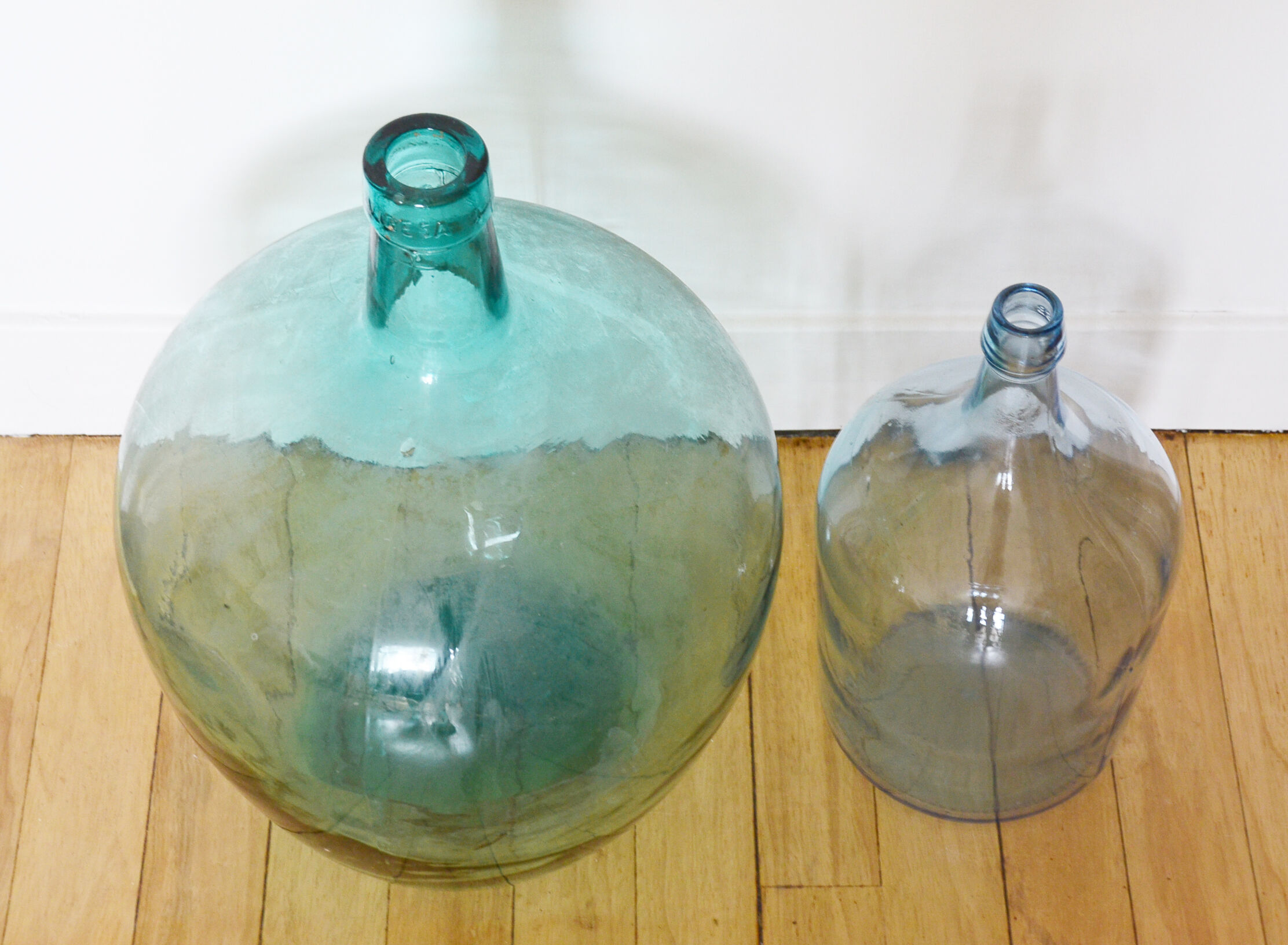 Dame-jeanne bleu viresa vintage