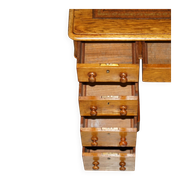 Bureau victorien en chêne miel avec cuir teint à la main