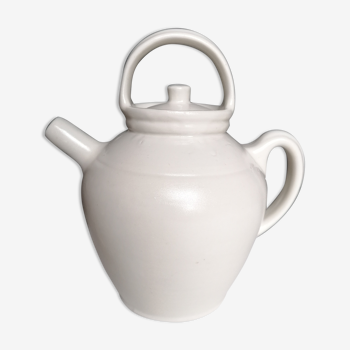 Chevrette pitcher or Digoin gargoulette