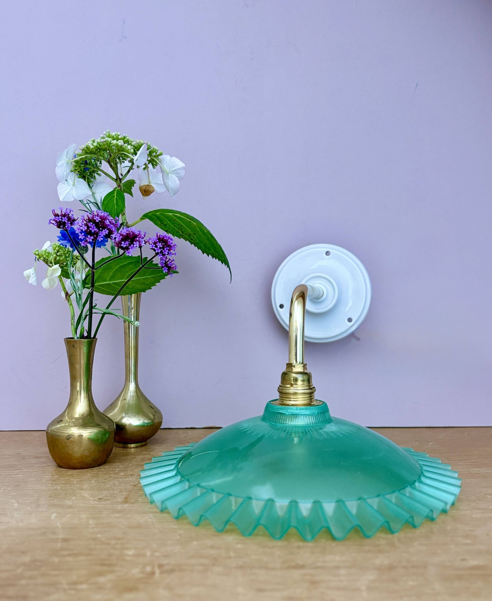 Applique coudée abat-jour vintage en plastique vert
