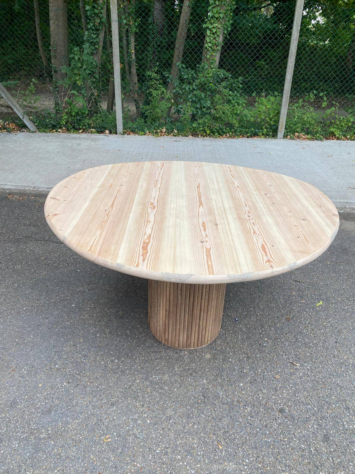 Scandinavian round dining table with a central base, stripped, made of solid raw wood, 90.
