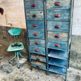 Workshop cabinet with drawers